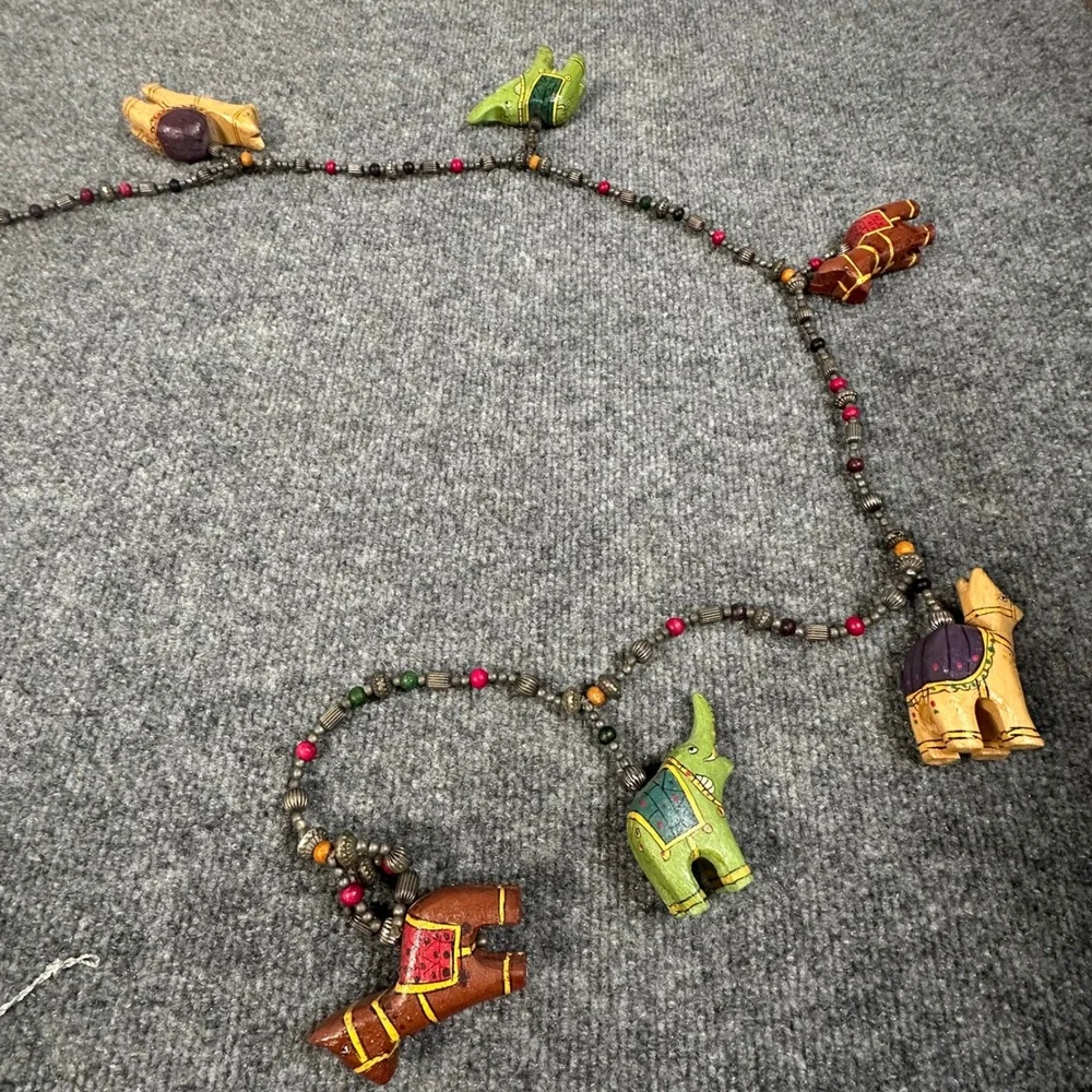 Vintage Hand Painted‎ Wooden Elephant Camel Animal Bead Garland 68 Inch